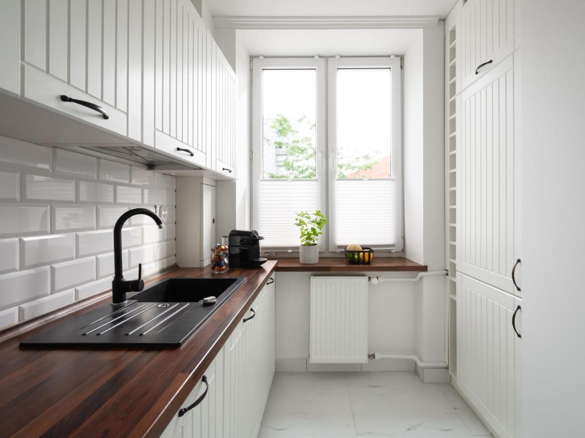 Klimatyczne Studio Na Pradze Leilighet Warszawa